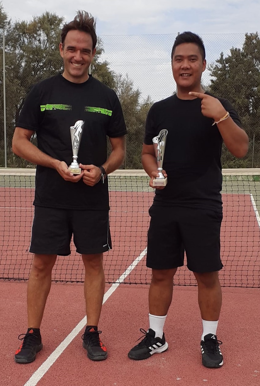 Guillermo_Lpez_y_ric_Finalistas_I_ATP_Survivor_Santa_Pola_-_2.jpg